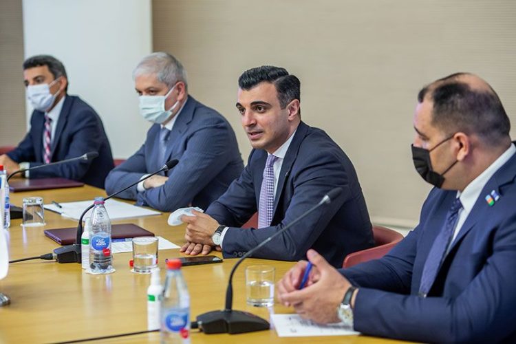 Taleh Kazımov bank rəhbərlərini toplayır – İlk görüş