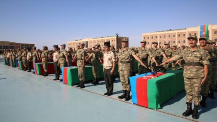 Bu şəxslərə hərbi xidmətdən möhlət verildi