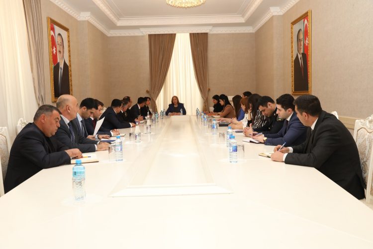 Abşeronda Gender və uşaqlara qarşı zorakılıq üzrə monitorinq qrupu toplandı