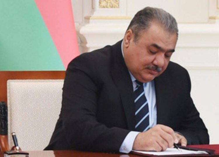 Arif Alişanovun özündən 28 yaş kiçik həyat yoldaşının fotosu yayıldı