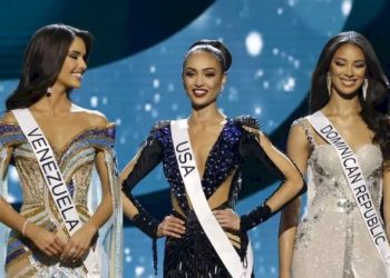 Bu qız “Kainat gözəli” seçildi (VİDEO)