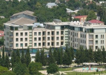 Bu otel 9 milyona satışa çıxarıldı