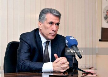 Ziyafət Əsgərov : “Müttəfiq haqqında belə söz demək olarmı, Vahid müəllim?