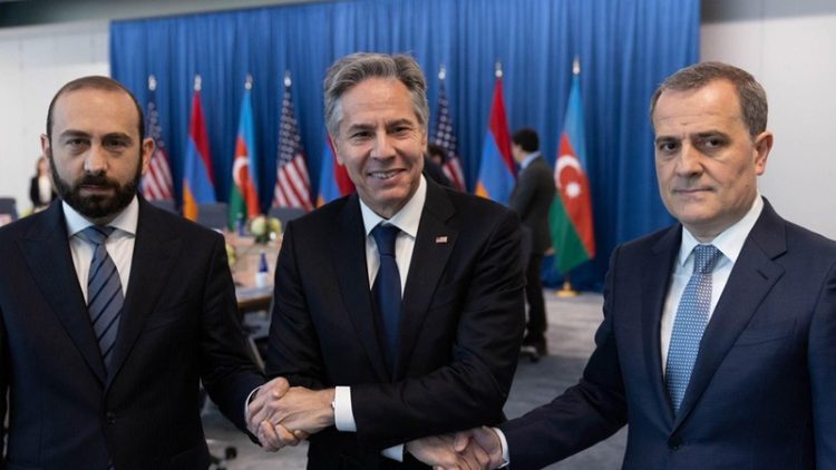 Blinken bu gün yenidən Azərbaycan və Ermənistan XİN başçıları ilə görüşəcək