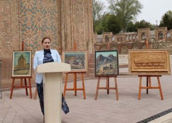 Bu gün işdən çıxarılan nazirlə bağlı ilginc faktlar: Villalar, obyektlər, xadiməyə verilən maaş…