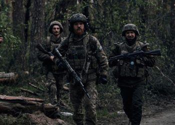 Böyük Britaniyadan diqqətəlayiq hesabat: Rusiya məhbusları cəlb etmək cəhdini sürətləndirdi