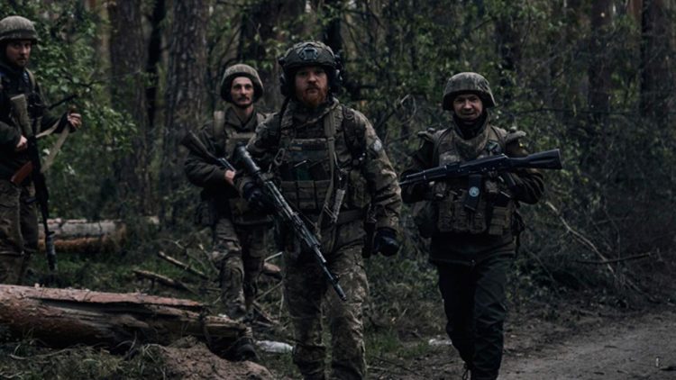 Böyük Britaniyadan diqqətəlayiq hesabat: Rusiya məhbusları cəlb etmək cəhdini sürətləndirdi