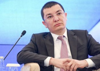 “27 yaşlı gənc dönər aparatı istəmir, sosial yardım axtarır” – Nazir müavini