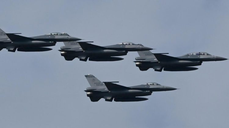 Çin və Rusiya təyyarələri Cənubi Koreyanın hava hücumundan müdafiə zonasına daxil olub