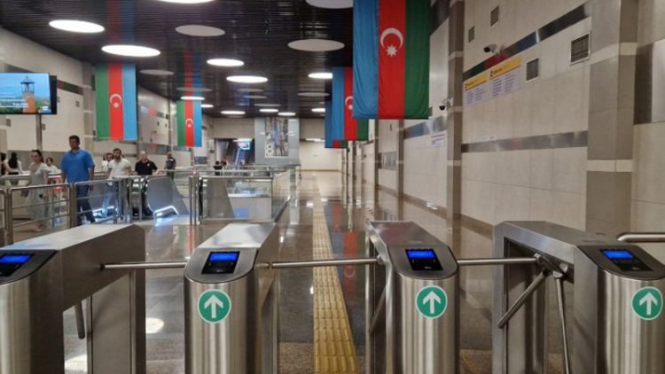 Bu gündən Bakı metrosunda gediş haqqını telefonla ödəmək olacaq