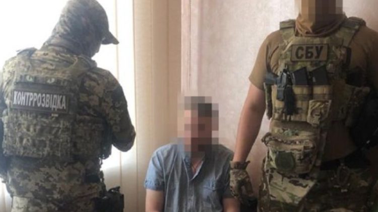 Zaporojyedə FSB-nin snayper agenti saxlanıldı: Sui-qəsd hazırlayırmış