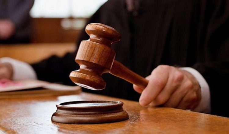 25 min manat rüşvət alan İcra Hakimiyyəti rəsmisi məhkəmə qarşısında