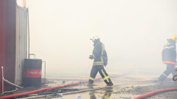 “Taxta bazarı” yandırılıb?