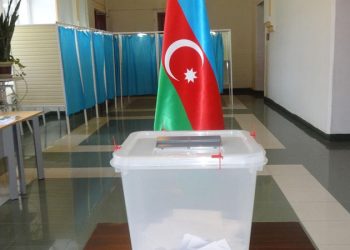 Dövlət rəsmiləri harda səs verdi? (FOTO/YENİLƏNİB)