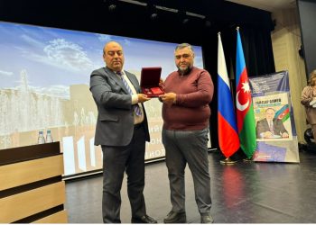 Tanınmış özbək publisisti  “Azərbaycanın dostu” qızıl ordeni ilə təltif edilib