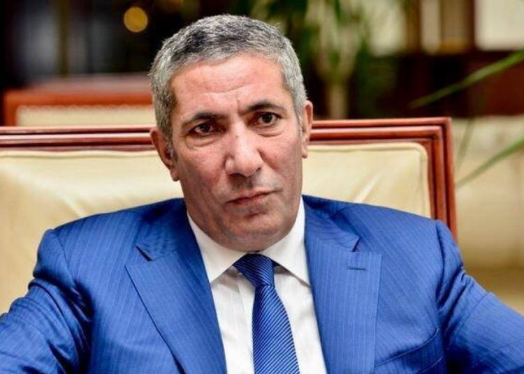 “Əgər uşaq evdə oxuyacaqdısa, niyə məktəbə gəlir?” – Siyavuş Novruzov