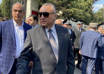 Eldar Mahmudovun şirkəti dərslik istehsal edəcək – 826 minlik iş