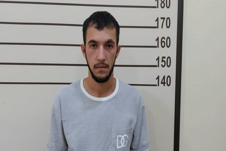 Yaşlıların pensiya kartını taladı, ələ keçdi