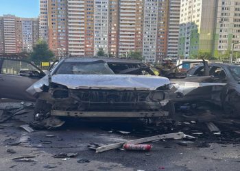 Moskvada DƏHŞƏT: zabitin avtomobili partladılıb, ayağı qopub, arvadı yaralanıb