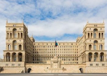 İşçiləri tərəfindən ən çox məhkəməyə verilən Nazirliklərin – SİYAHISI