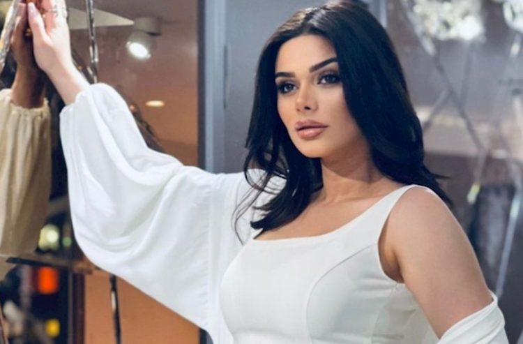 Aysun anasının həbs olunduğu gün məclisdə BELƏ GÖRÜNTÜLƏNDİ — VİDEO