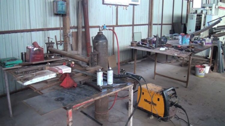 FHN yanğın təhlükəli sexlərin fəaliyyətini dayandırdı