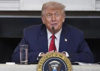 Trampdan görüşlə bağlı AÇIQLAMA