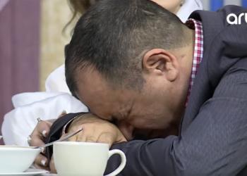 Canlı efirdə Allahverdi Yolçuyevin halı pisləşdi – Video