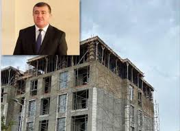 Dördmərtəbəli binanın 7-ci mərtəbəsi: Xətainin icra başçısının icazə verdiyi qanunsuz tikili – FOTO