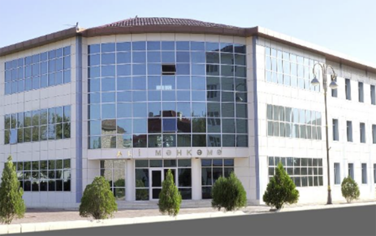 Naxçıvan Ali Məhkəməsinin hakimi vəzifəsindən azad olunur