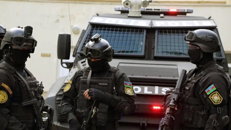 Polis Yasamaldakı silahlı insidentlə bağlı – 2 nəfəri saxladı