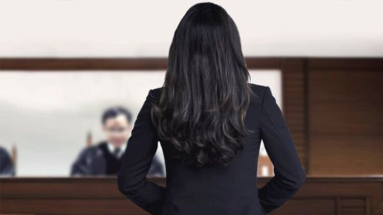 Yeyinti ilə həbs edilən qadın şirkəti ittiham edir – “54 milyon gizlədilib”