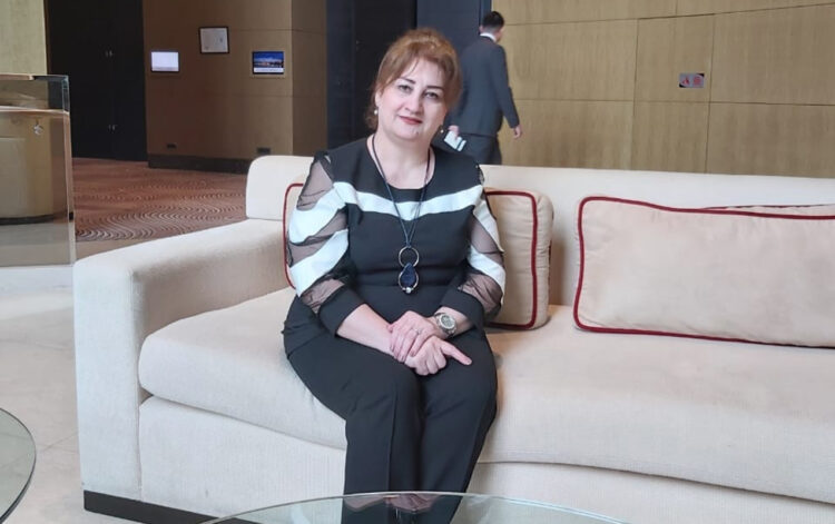 Ərinin baltalayıb öldürdüyü qadın vəzifəli şəxs imiş – Fotolar