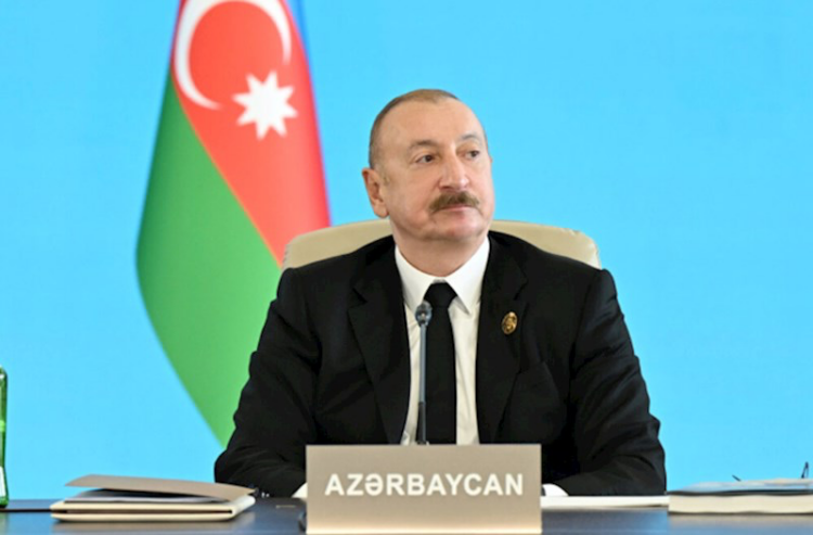 İlham Əliyev Latviya Prezidentini təbrik etdi