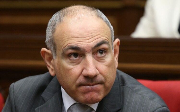 Paşinyan Rusiya taxılının Azərbaycan üzərindən Ermənistana gətirilməsini tarixi hadisə adlandırıb