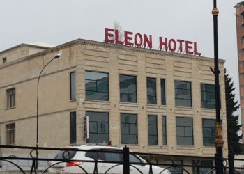 TƏCİLİ! Abşeronda hoteldə kişi tanış olduğu qadına qarşı dələduzluq etdi