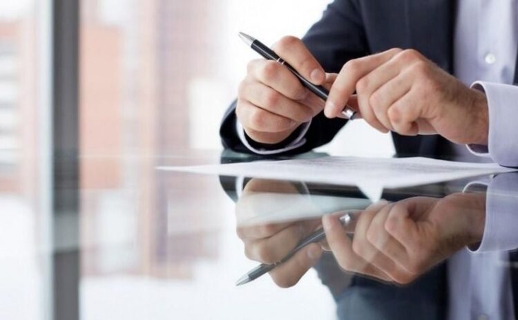 Səhiyyə naziri vəzifəsindən azad olunub