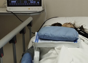 “Ayın 4-ü evə buraxıldı, 5-i öldü” – Həkimləri ittiham edirlər