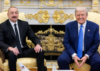 Trampla Əliyev arasında məktub mübadiləsi oldu