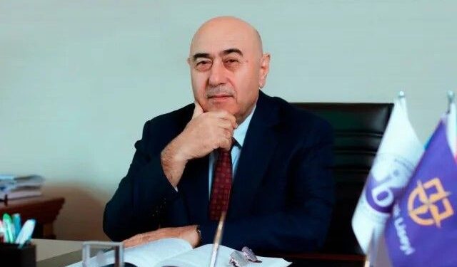 Müəllimi güllənənən liseyin direktorundan AÇIQLAMA