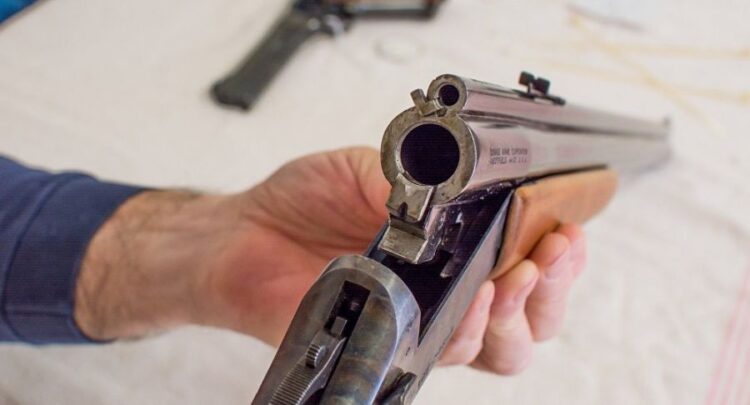 Bakıda şagirdi tərəfindən güllələnən müəllimənin kimliyi bilindi